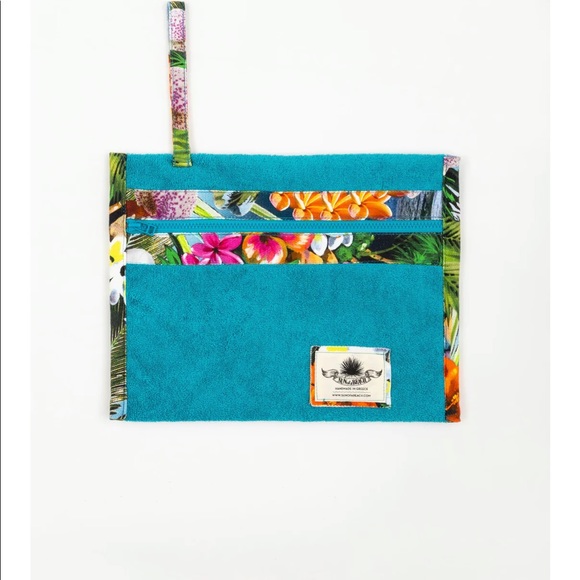 Sun of a beach waterproof pouch - Picture 8 of 8